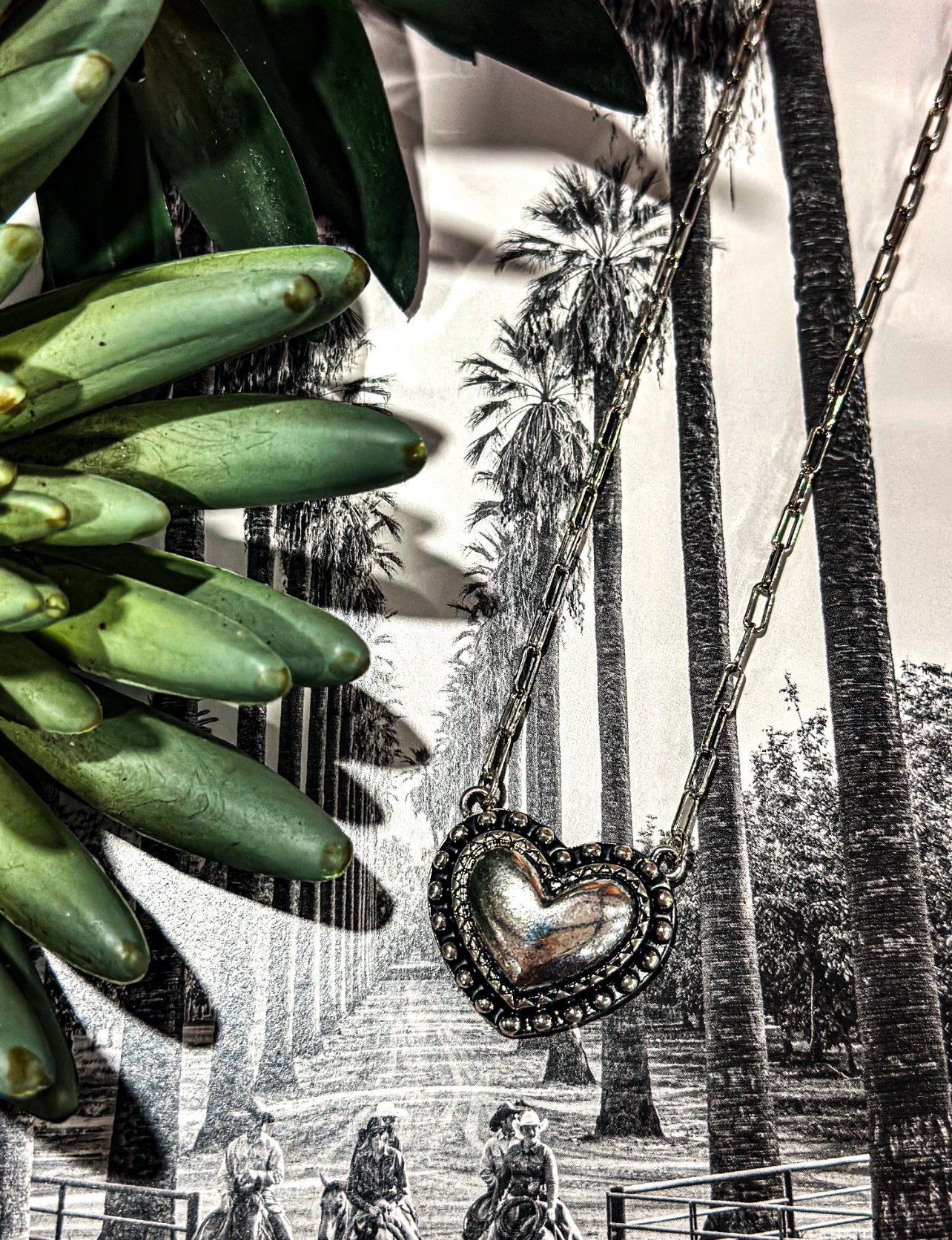 The Corazon Necklace