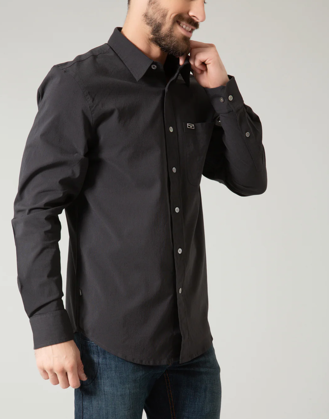 Kimes Ranch Linville Button Up Black